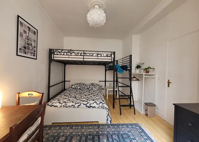 Cozy And Nice Homestay Room - Chambre D\'Hote